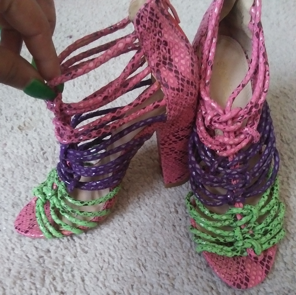 Size 7 fits more like 6.5